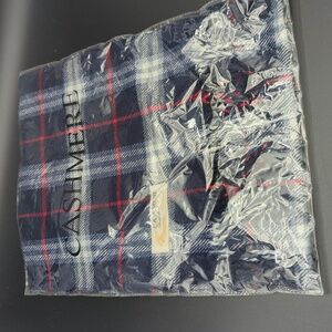 Vintage Royal Rossi navy blue plaid cashmere men's neck scarf new in package